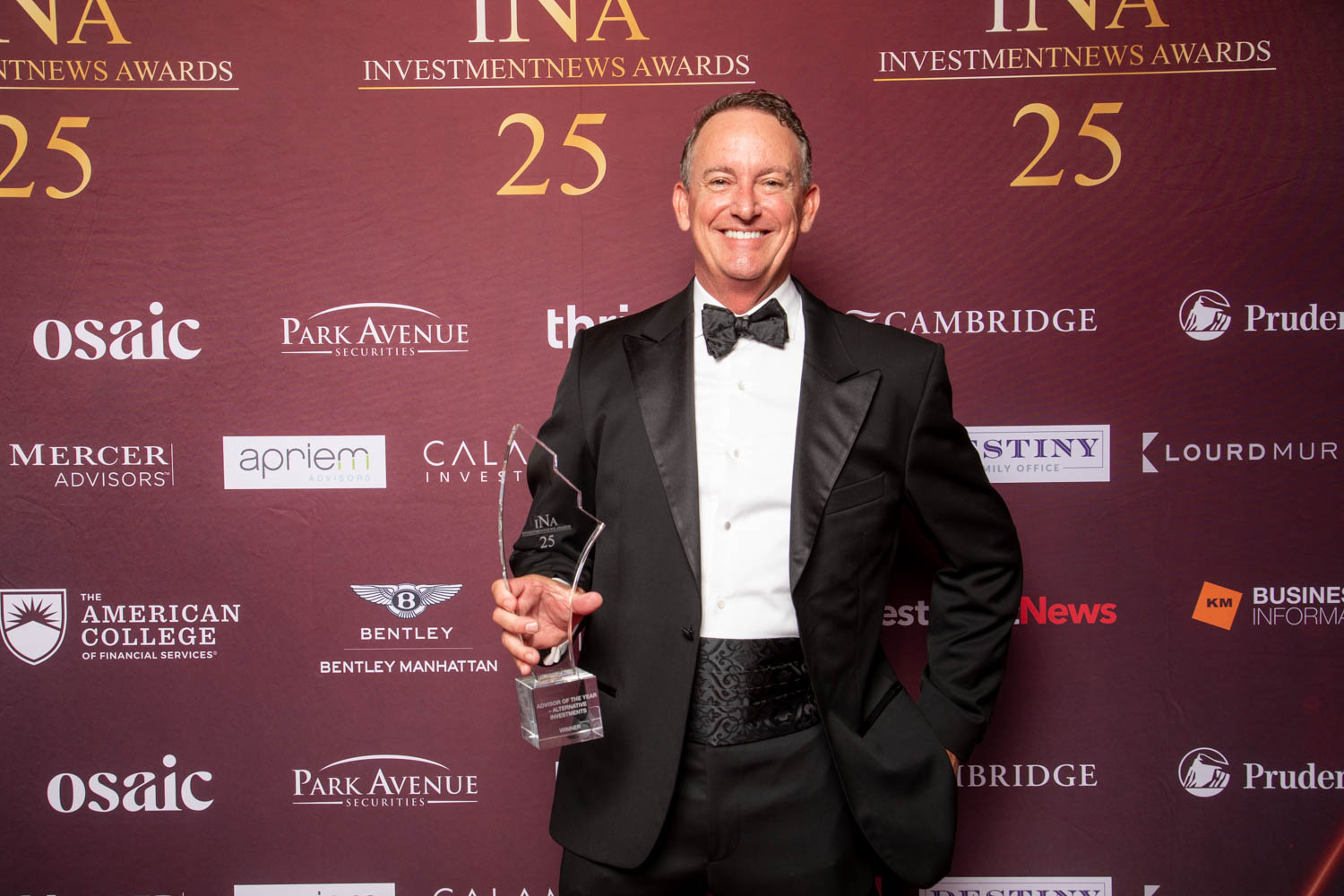 ADVISOR OF THE YEAR – ALTERNATIVE INVESTMENTS