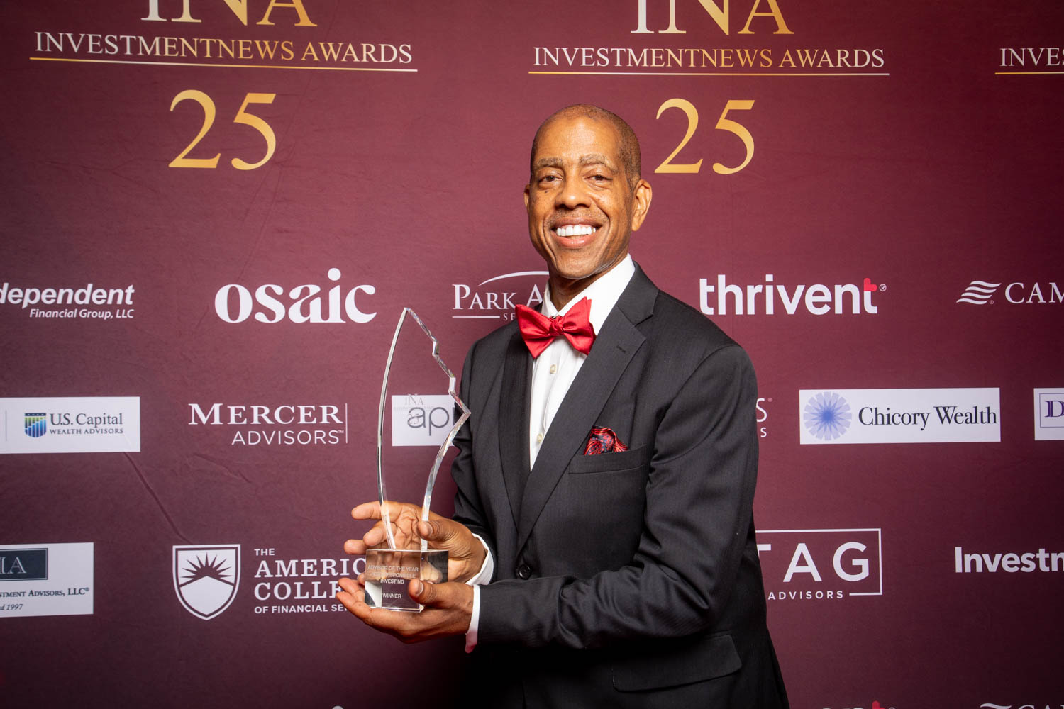 ADVISOR OF THE YEAR – ESGRESPONSIBLE INVESTING
